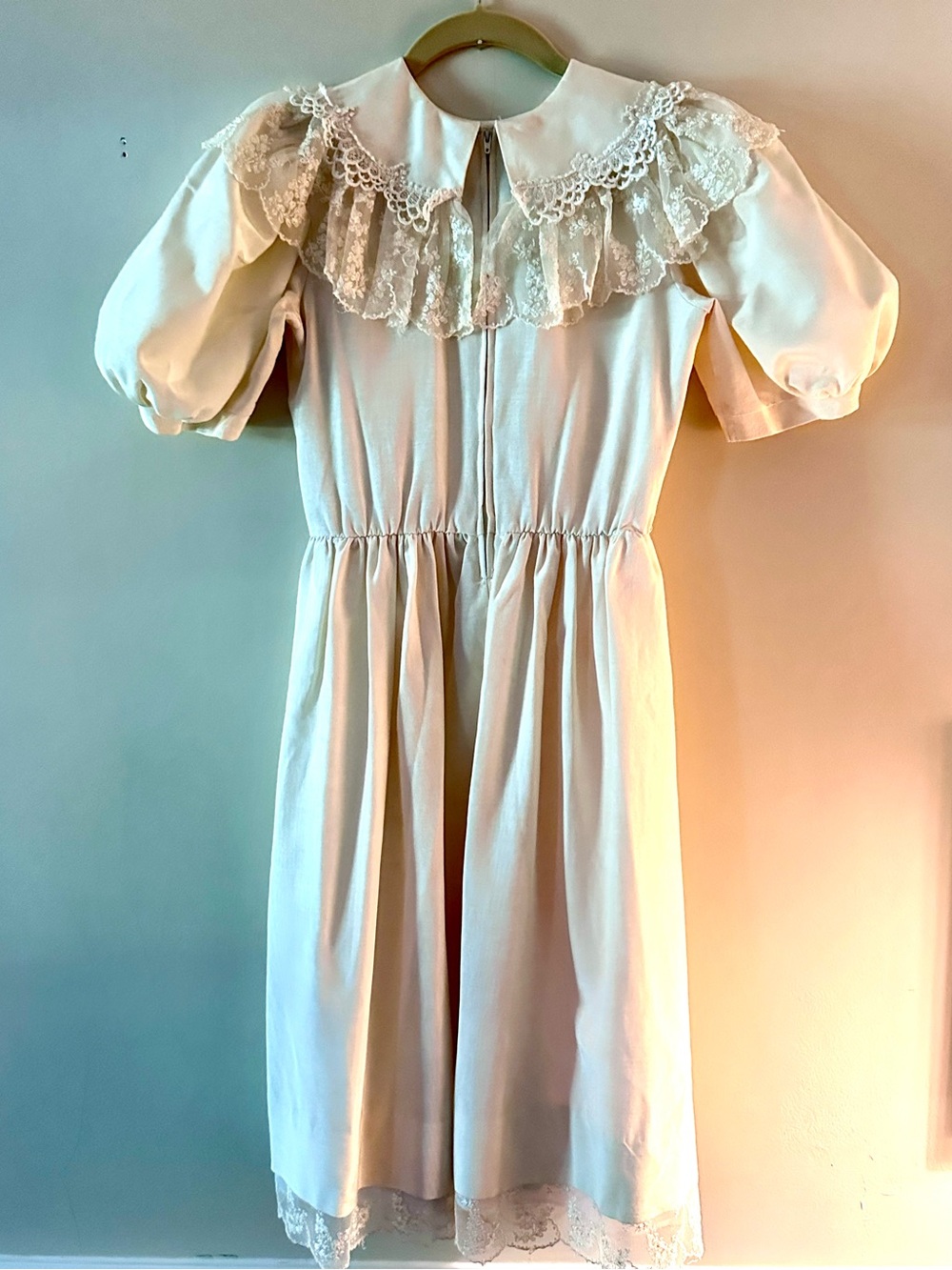 Ivory Lace Ruffle Midi Dress - Picture 4 of 7